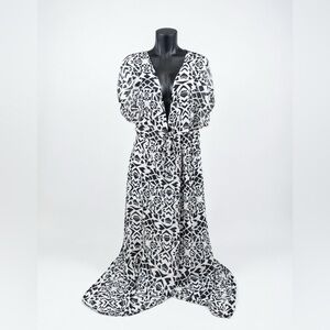 Black & White Printed Swim Coverup with Tie Waist
